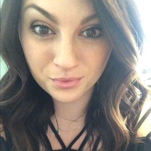 Meet your Posher, Lindsey